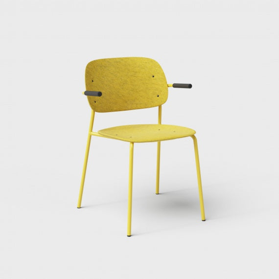 PET filt stabelbar stol i 11 flotte farver. 60 % genbrugsplast