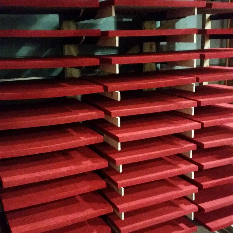 Akustikplader - røde 60 x 60 cm.
